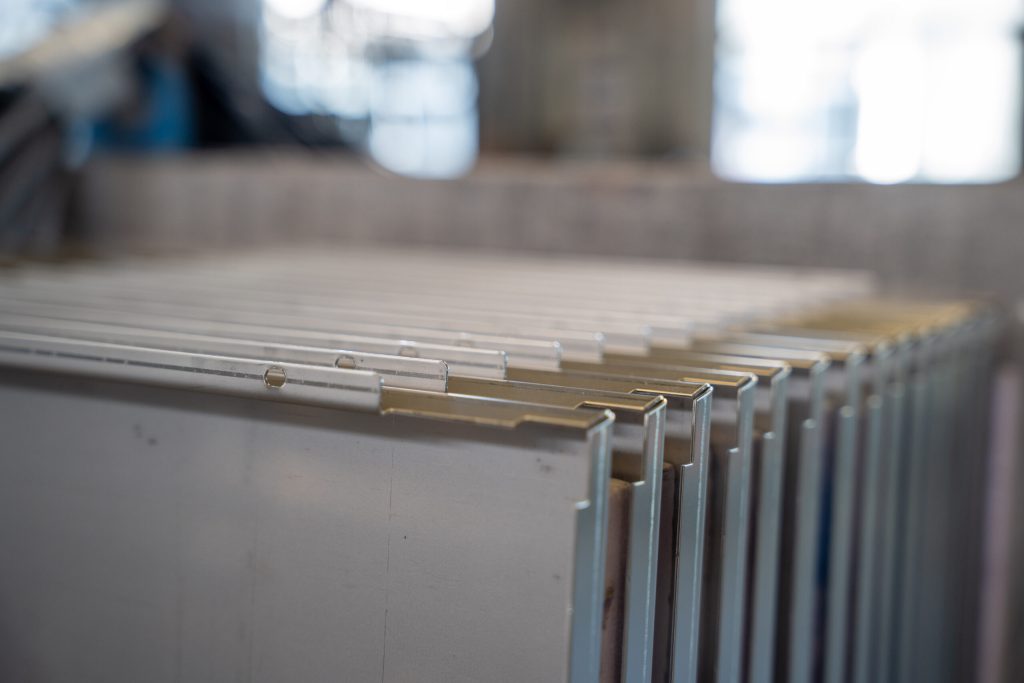 Fertig beschichtete Bauteile zur Auslieferung